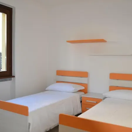 Relax, Trekking And Great View Faggeto Lario